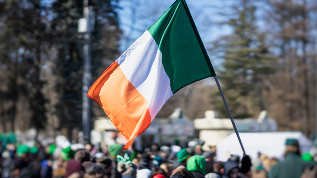 5,000 Irish march for Jesus, Trump imposes 50% tariffs on India over funding Russian war, 100-year-long German prayer chain