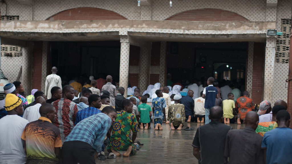 Nigerian Muslims kidnapped 160 people, 70% of Americans diagnosed with cancer survive, Hoosier quarterback gives glory to God